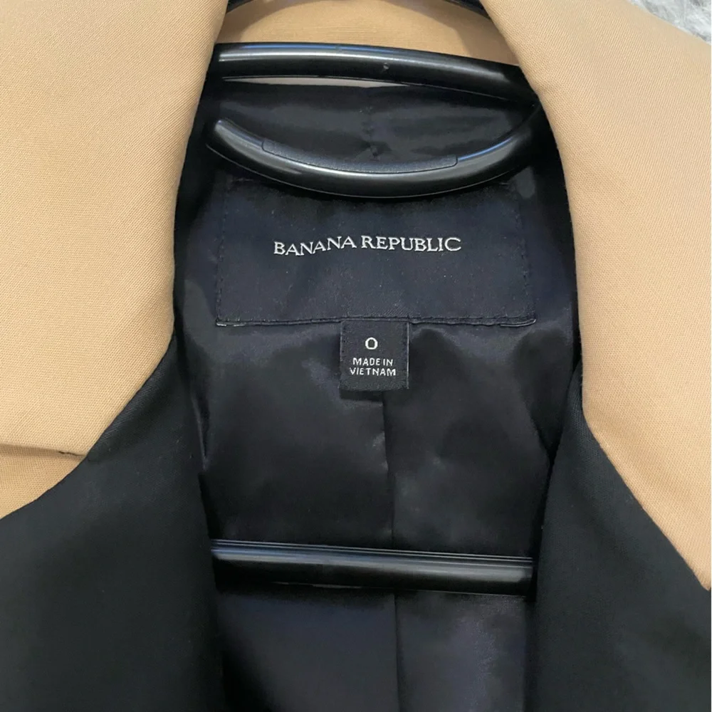 Banana Republic Jacket - Picture 3 of 5